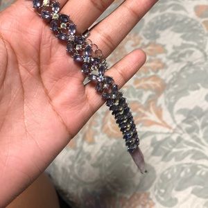 a choker.